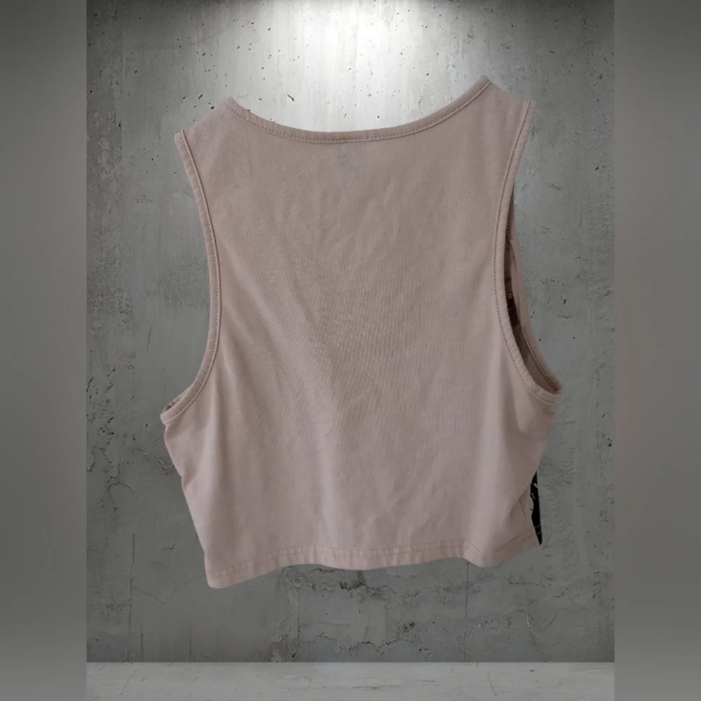 SHEIN Beige Crop Tank with Black Graphic Print - Picture 2 of 5